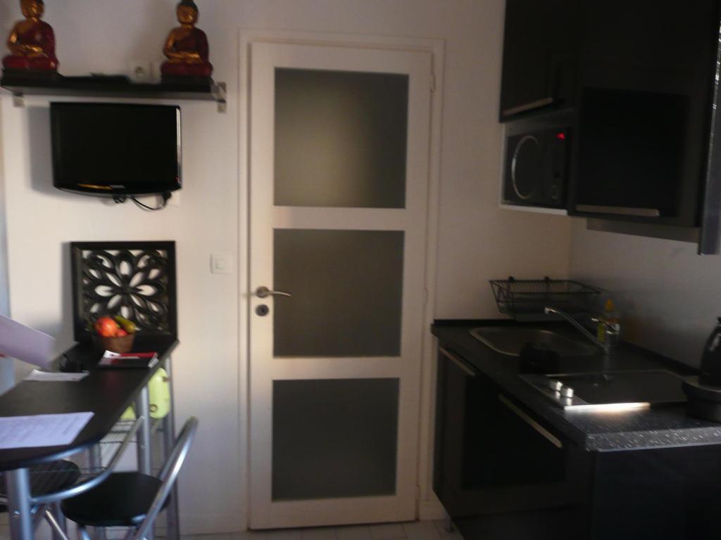 Studio Ivry Lyon Room photo
