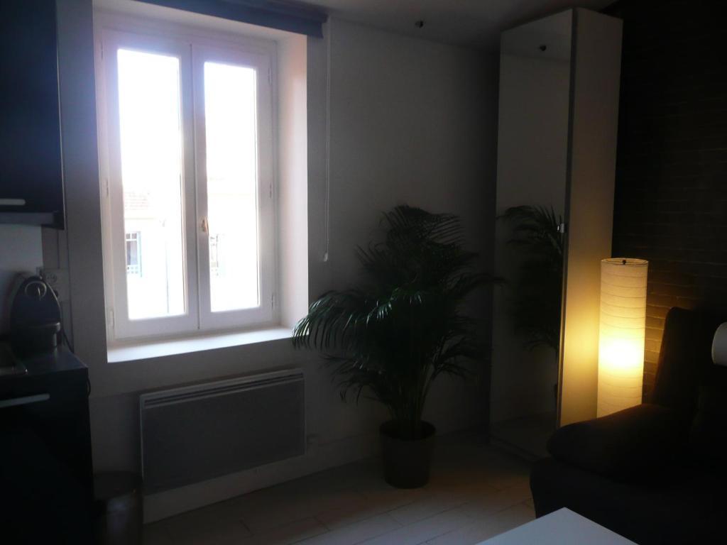Studio Ivry Lyon Room photo